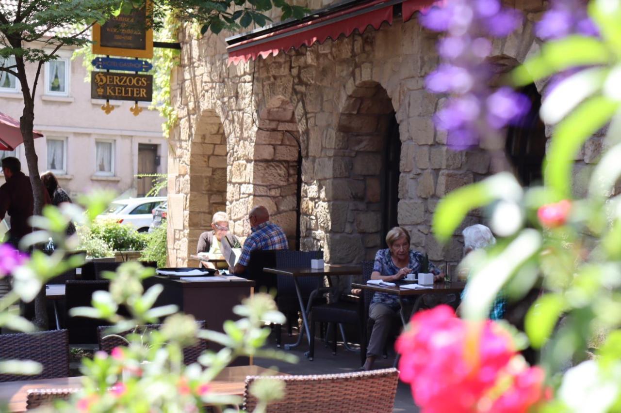 Herzogskelter Restaurant Hotel Gueglingen ภายนอก รูปภาพ
