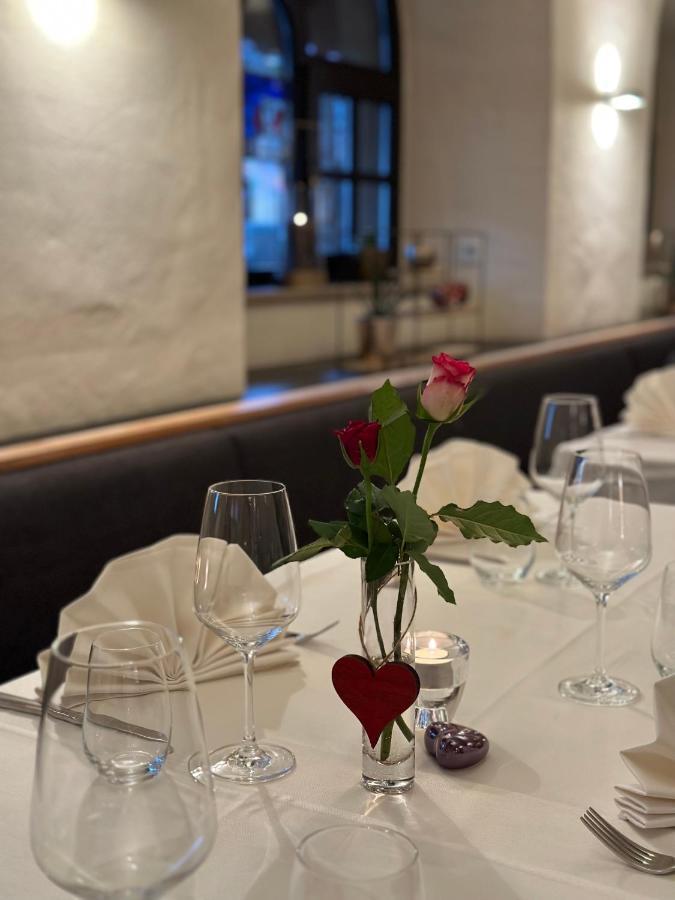 Herzogskelter Restaurant Hotel Gueglingen ภายนอก รูปภาพ