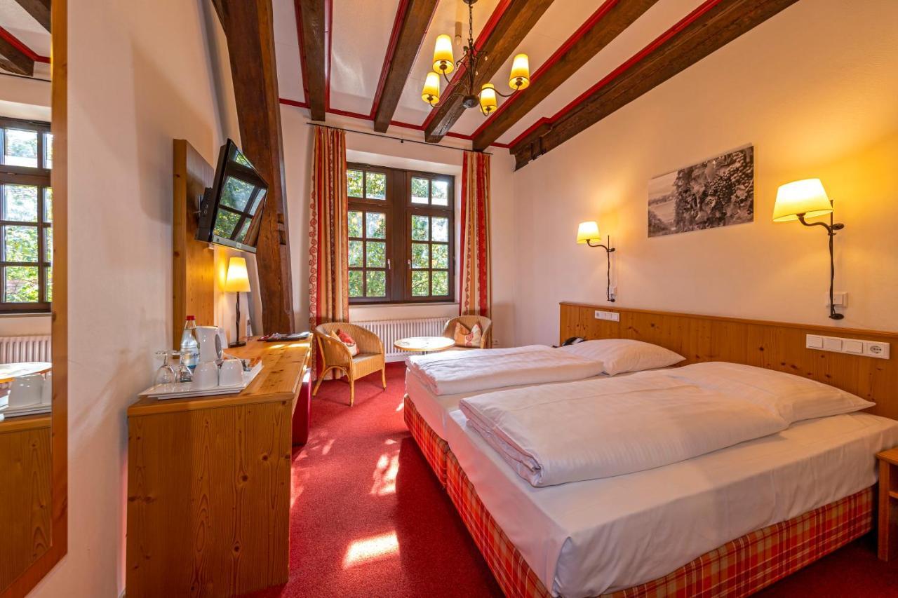 Herzogskelter Restaurant Hotel Gueglingen ภายนอก รูปภาพ